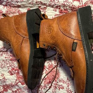 Ariat Western Style Boots